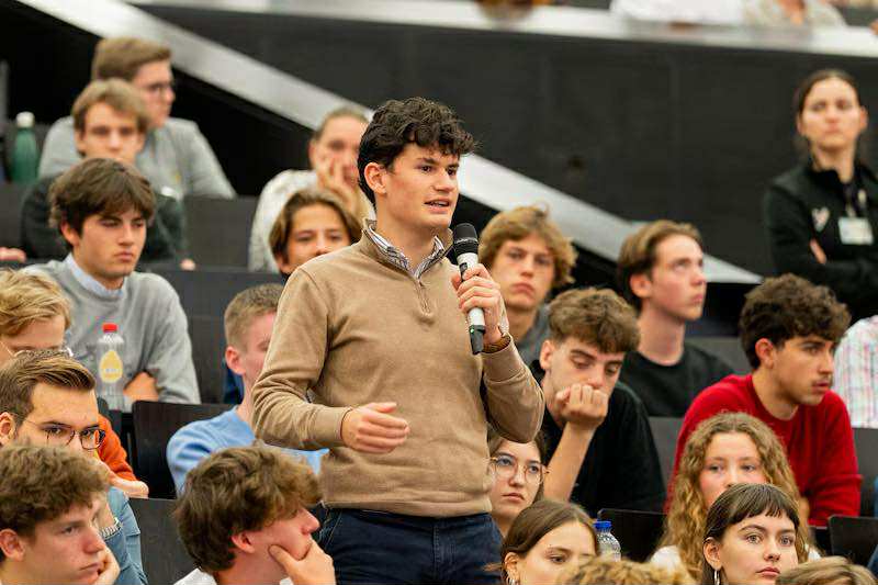 OPINIE: De universiteit mag geen nieuwe jacobijn worden